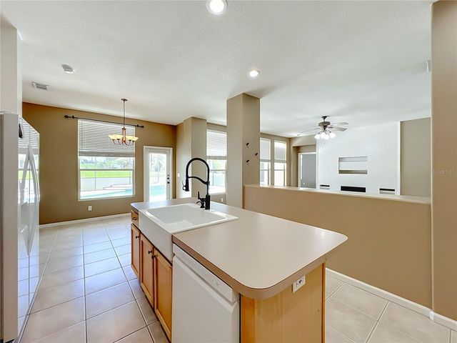 10512 VIA MILANO COURT, Clermont, FL 34711