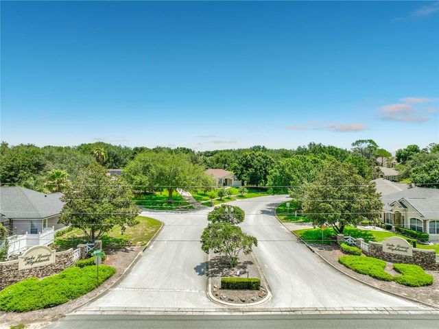 10512 VIA MILANO COURT, Clermont, FL 34711