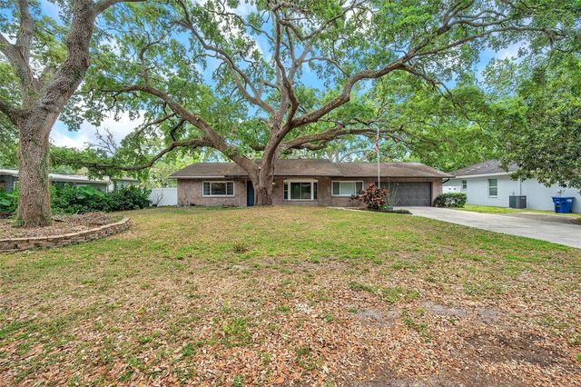 1308 W PERDIZ STREET, Tampa, FL 33612