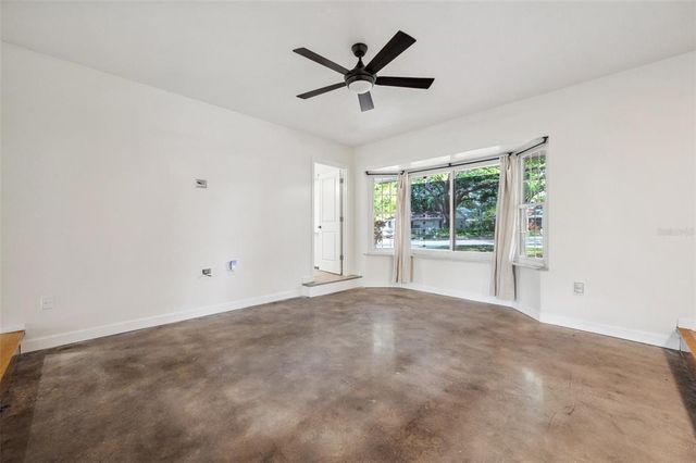1308 W PERDIZ STREET, Tampa, FL 33612