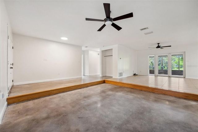 1308 W PERDIZ STREET, Tampa, FL 33612
