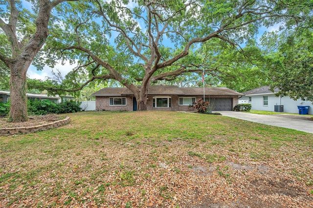 1308 W PERDIZ STREET, Tampa, FL 33612