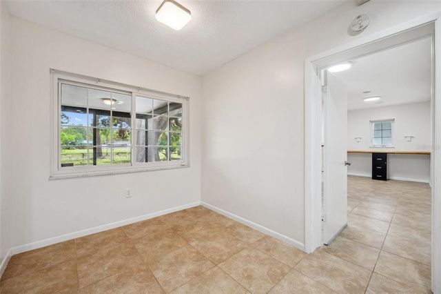 1308 W PERDIZ STREET, Tampa, FL 33612
