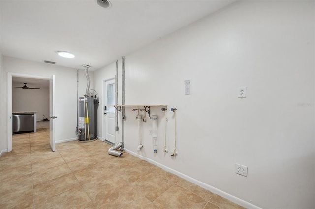 1308 W PERDIZ STREET, Tampa, FL 33612