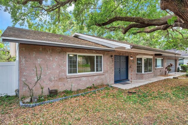 1308 W PERDIZ STREET, Tampa, FL 33612