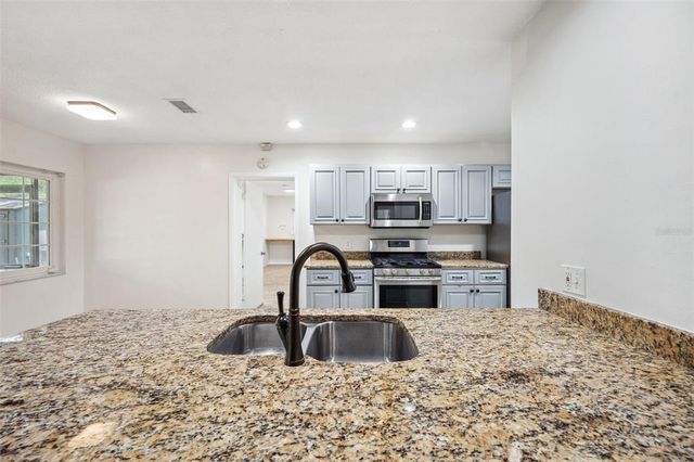 1308 W PERDIZ STREET, Tampa, FL 33612