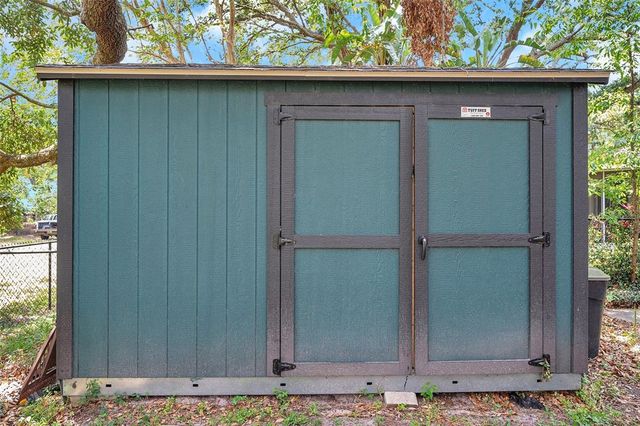 1308 W PERDIZ STREET, Tampa, FL 33612