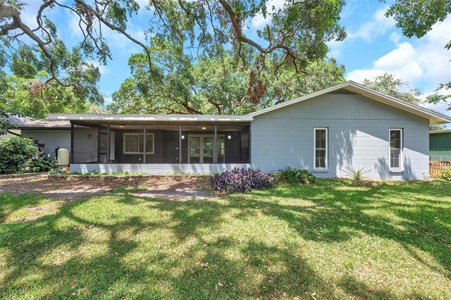 1308 W PERDIZ STREET, Tampa, FL 33612