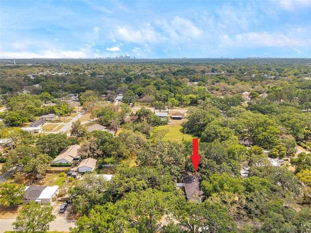 1308 W PERDIZ STREET, Tampa, FL 33612