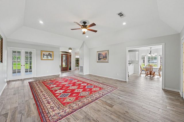 2112 Krenek Road, Crosby, TX 77532