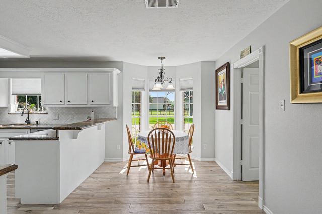 2112 Krenek Road, Crosby, TX 77532