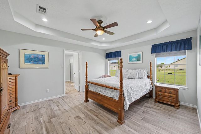 2112 Krenek Road, Crosby, TX 77532