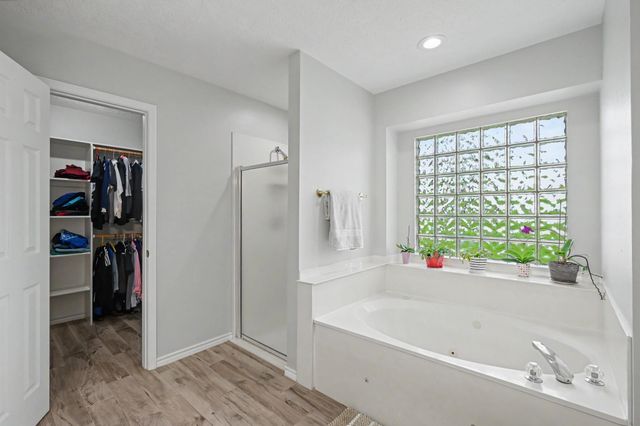 2112 Krenek Road, Crosby, TX 77532
