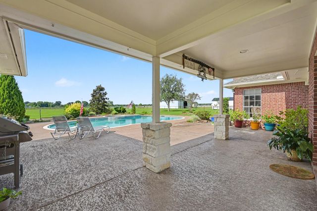 2112 Krenek Road, Crosby, TX 77532