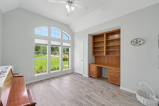 2112 Krenek Road, Crosby, TX 77532