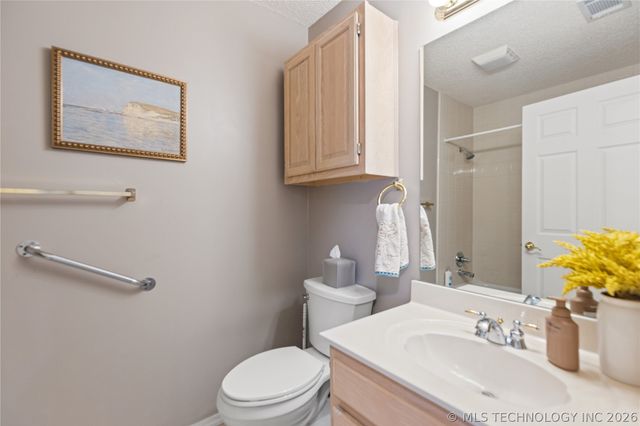 8428 S 84th East Avenue, Tulsa, OK 74133