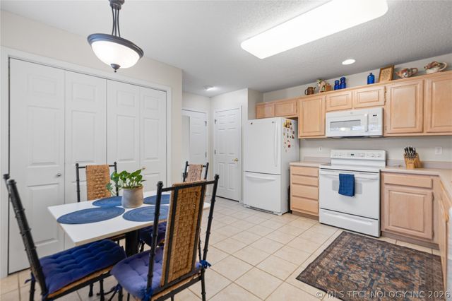 8428 S 84th East Avenue, Tulsa, OK 74133