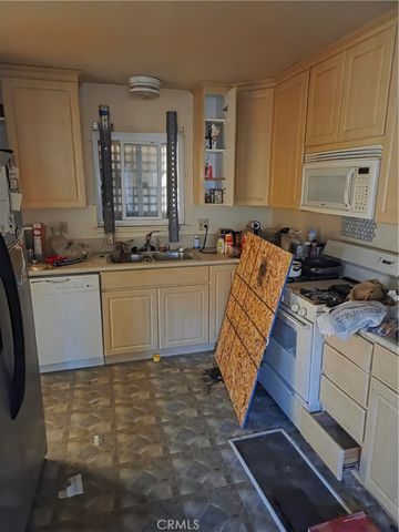 24638 Hemlock Avenue, Moreno Valley, CA 92557