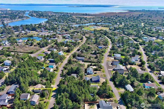 361 S Wynoochee Drive SW, Ocean Shores, WA 98569