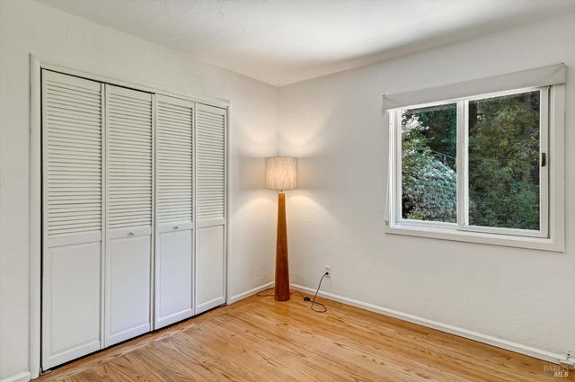 17 Redwood Dr, San Rafael, CA 94901