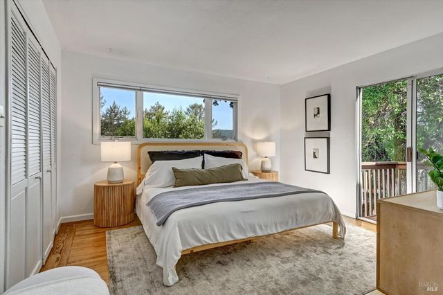 17 Redwood Dr, San Rafael, CA 94901