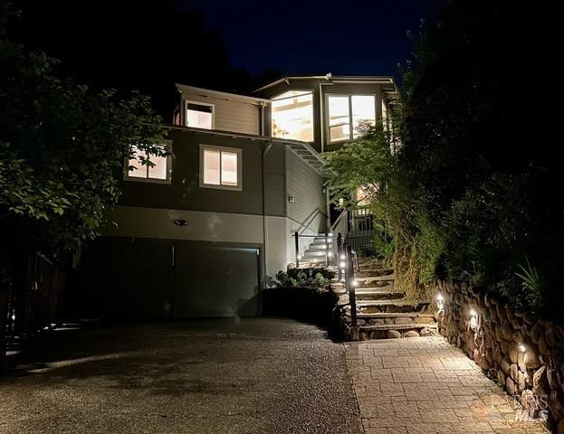 17 Redwood Dr, San Rafael, CA 94901