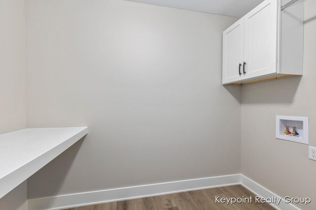 3269 Stonehill Court, Wayland, MI 49348