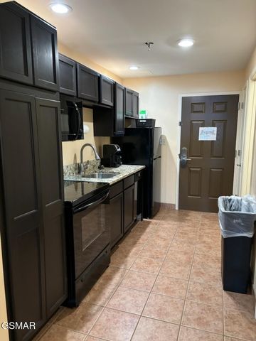 225 Collier Drive, Sevierville, TN 37862