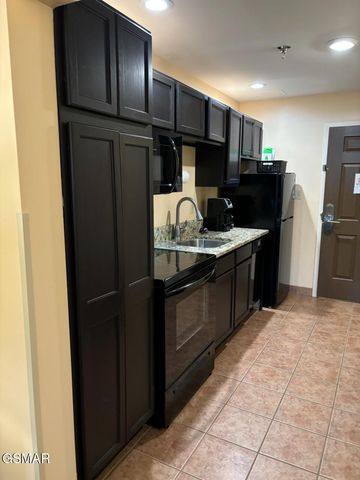 225 Collier Drive, Sevierville, TN 37862