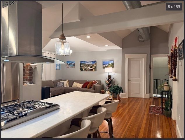 40 Winthrop St 3, Salem, MA 01970