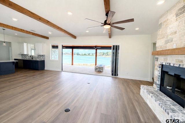 24110 Sun Ridge Road, Lindale, TX 75771