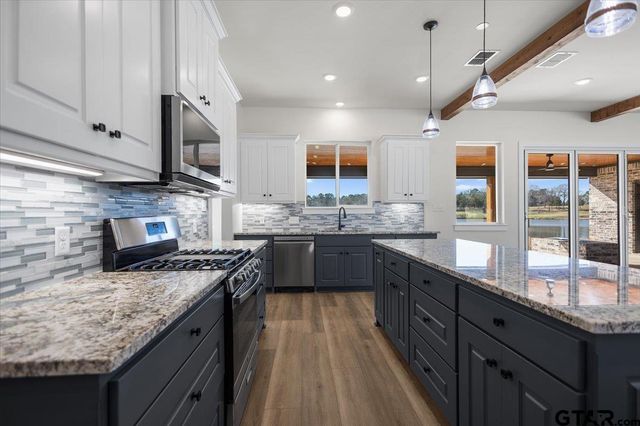 24110 Sun Ridge Road, Lindale, TX 75771