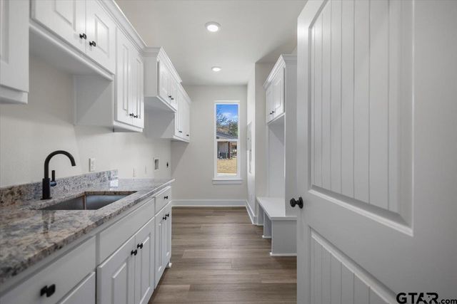 24110 Sun Ridge Road, Lindale, TX 75771