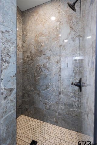 24110 Sun Ridge Road, Lindale, TX 75771