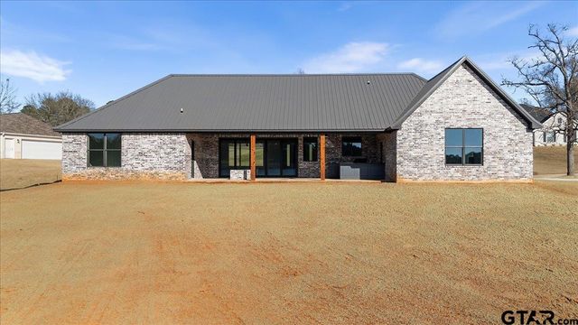 24110 Sun Ridge Road, Lindale, TX 75771