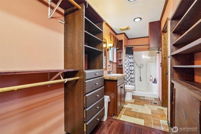 13043 40th Avenue S, Tukwila, WA 98168