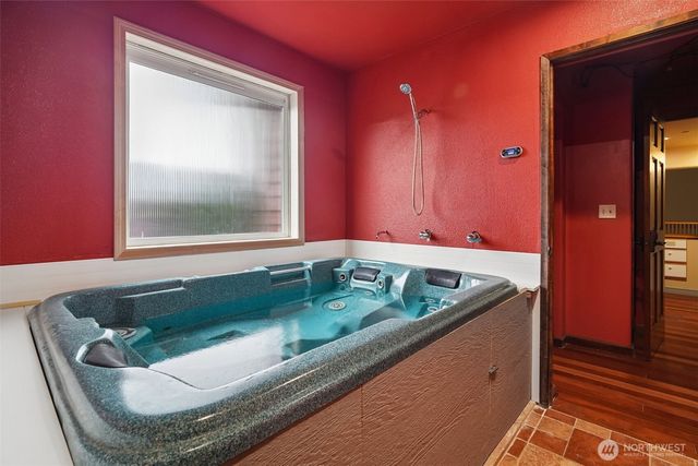 13043 40th Avenue S, Tukwila, WA 98168