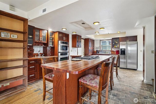13043 40th Avenue S, Tukwila, WA 98168