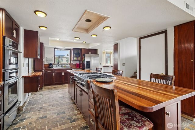 13043 40th Avenue S, Tukwila, WA 98168