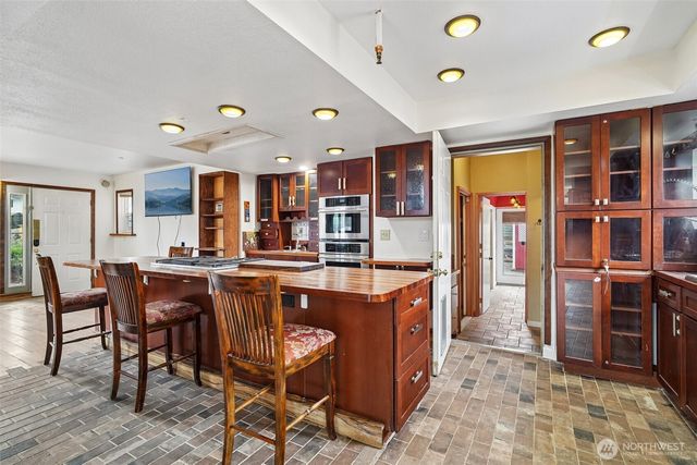 13043 40th Avenue S, Tukwila, WA 98168