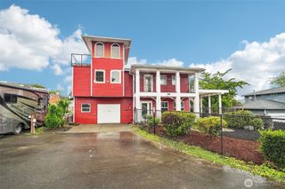 13043 40th Avenue S, Tukwila, WA 98168
