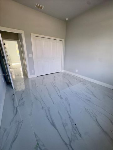 748 748 CHESTNUT ST E, Lehigh Acres, FL 33974