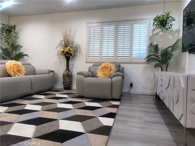13144 Bromont, Sylmar, CA 91342