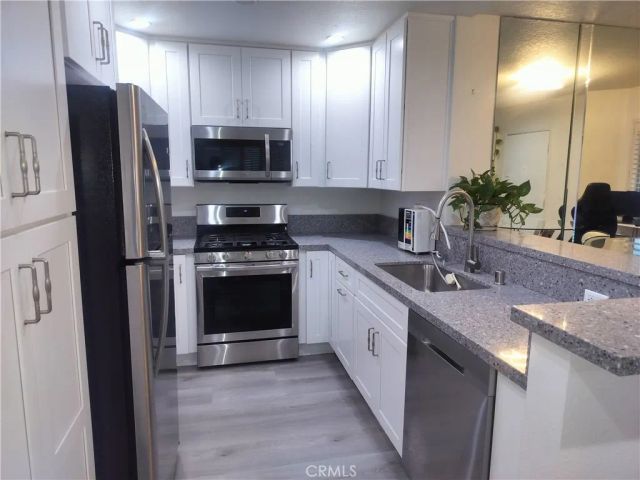 13144 Bromont, Sylmar, CA 91342
