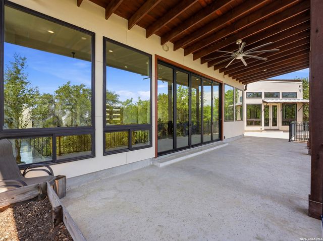 9910 CIRCLE HILL DR, San Antonio, TX 78255