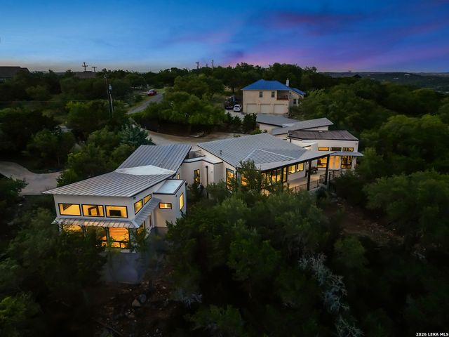 9910 CIRCLE HILL DR, San Antonio, TX 78255