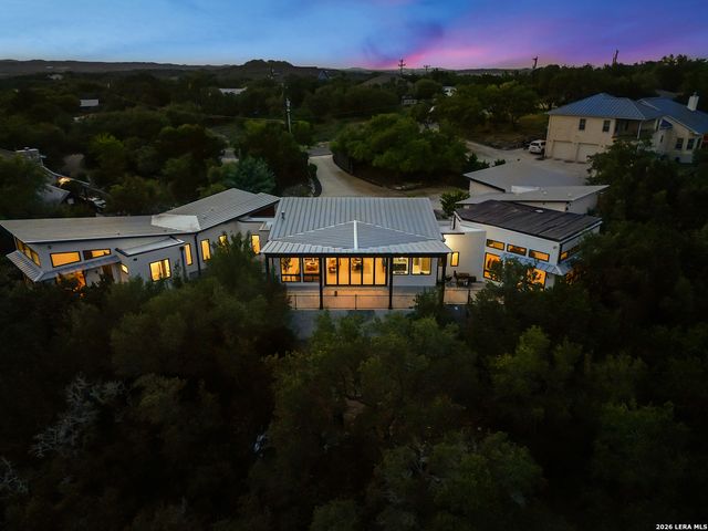 9910 CIRCLE HILL DR, San Antonio, TX 78255