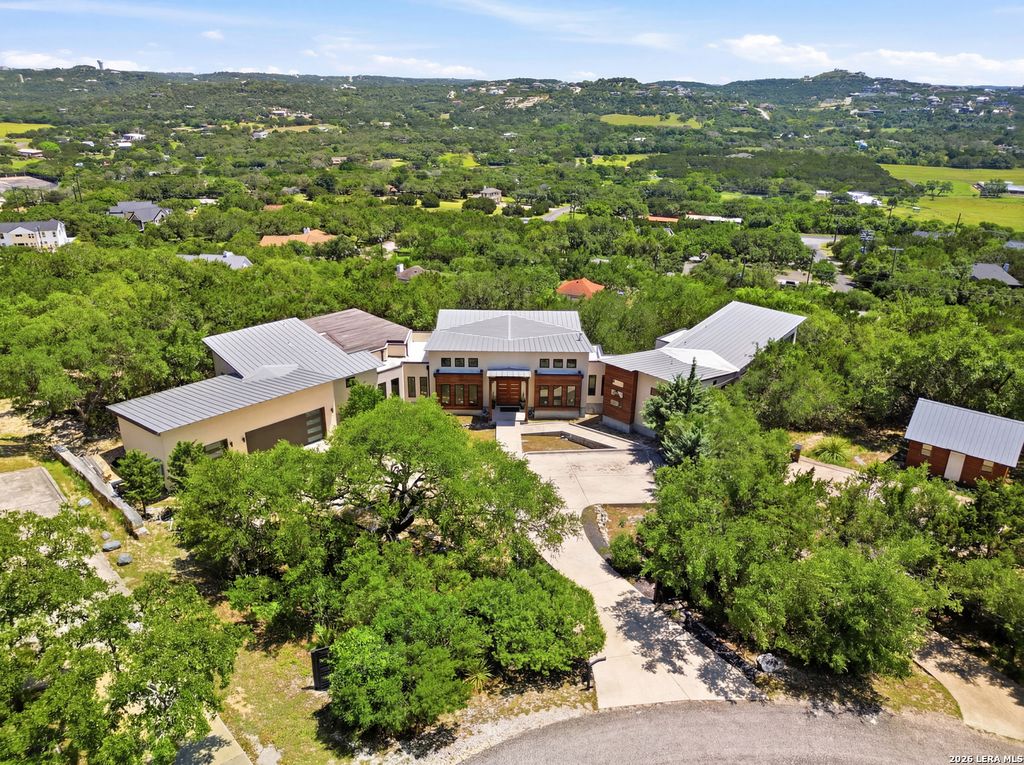 9910 CIRCLE HILL DR, San Antonio, TX 78255