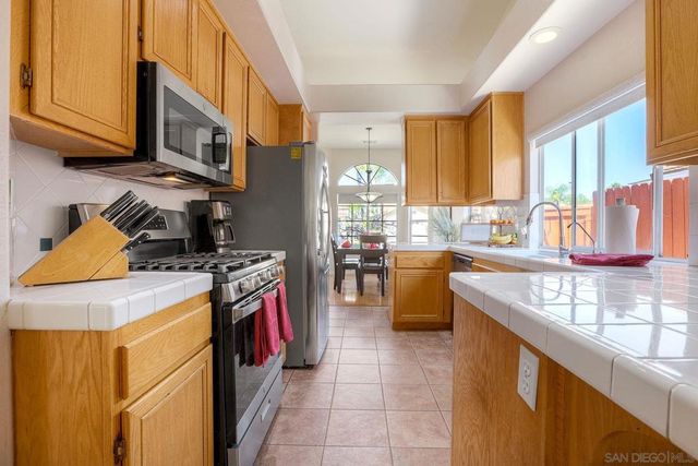 4841 Dulin Rd, Fallbrook, CA 92028