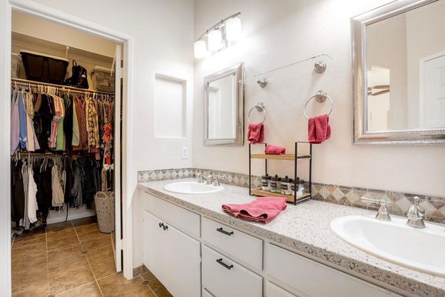 4841 Dulin Rd, Fallbrook, CA 92028